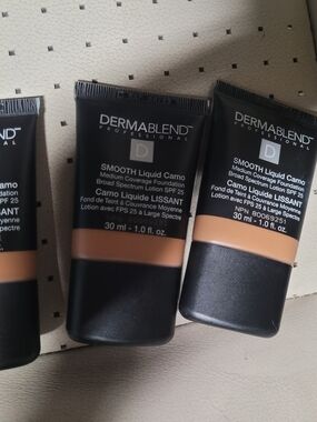Dermablend Smooth Liquid Camo Foundation - Warm Tan Shades